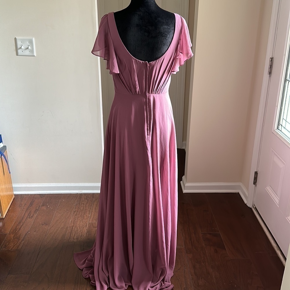 David’s Bridal A-Line Gown Surplice V-Neck Ruffle Sleeve Chiffon Pastel Purple - Picture 9 of 16